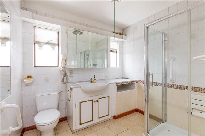 6 Willow Park Drive, Glasnevin, Dublin 11