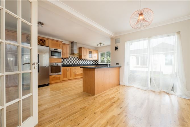 14 Oakdale Crescent, Ballycullen, Dublin 24
