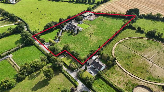 https://photos-a.propertyimages.ie/media/9/3/8/4998839/ca8144e1-3b2a-480e-bab9-e9af036ce3ea_l.jpg