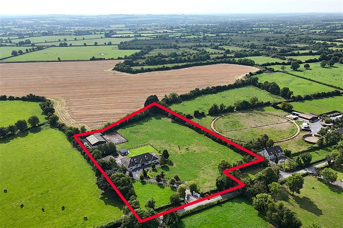 https://photos-a.propertyimages.ie/media/9/3/8/4998839/ca8144e1-3b2a-480e-bab9-e9af036ce3ea_l.jpg
