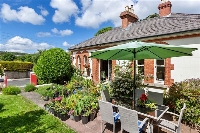 Photo 22 of 39 — The Old Lodge, Thormanby Road, Howth,   County Dublin