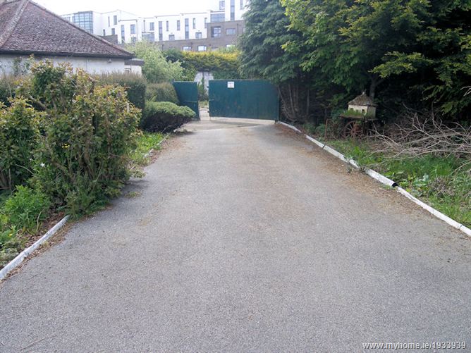 4 St Michaels Cottages, Hole In The Wall Road, Donaghmede,  Dublin 13