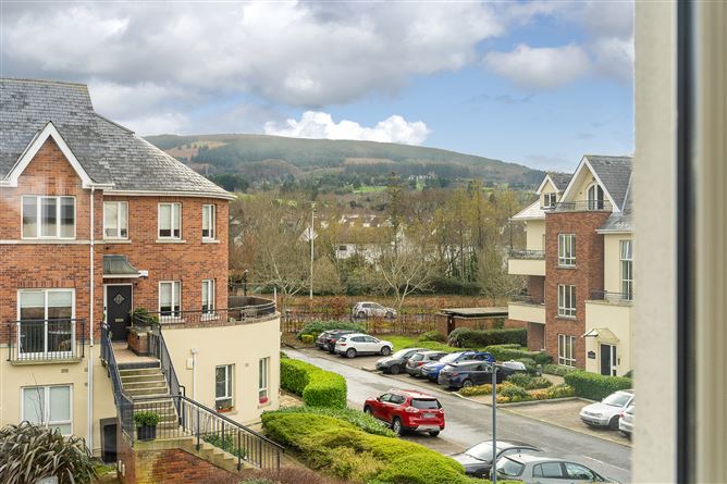 104 Ballintyre Meadows, Ballinteer,   Dublin 16