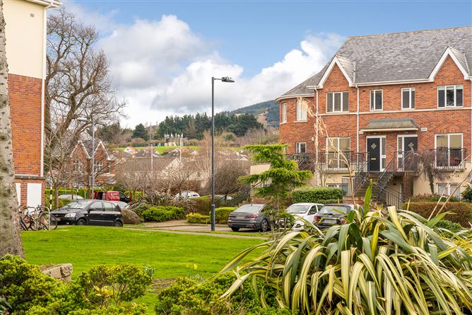 104 Ballintyre Meadows, Ballinteer,   Dublin 16