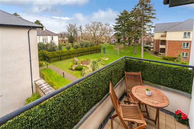 104 Ballintyre Meadows, Ballinteer,   Dublin 16