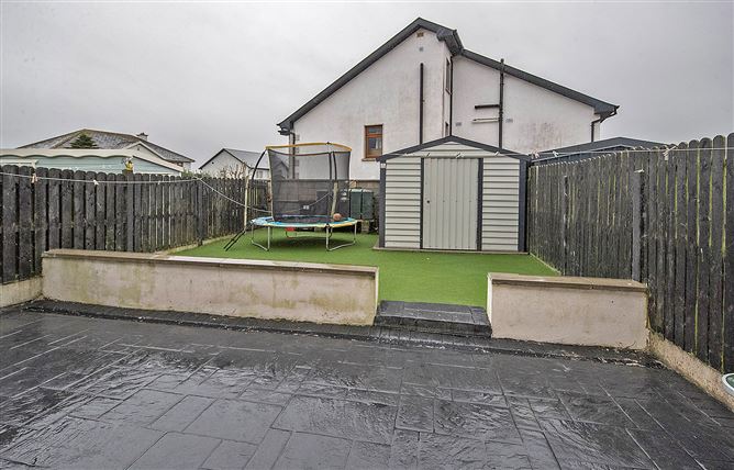 42 Town Court, Dungarvan, Co. Waterford