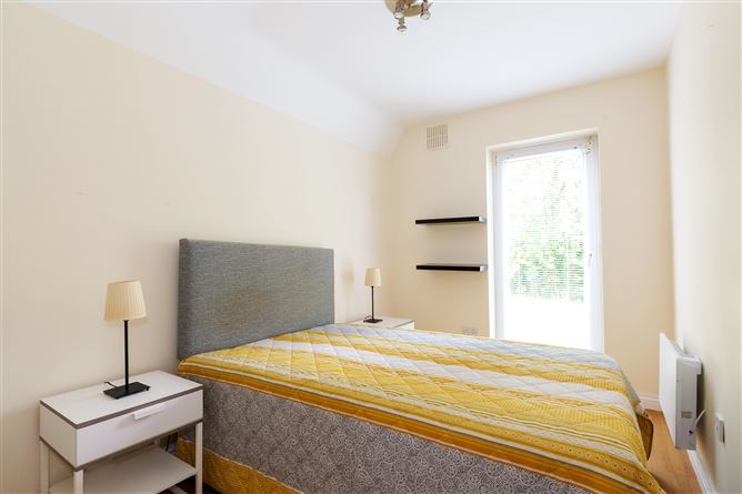 18 Glenmore, College Road, Galway
