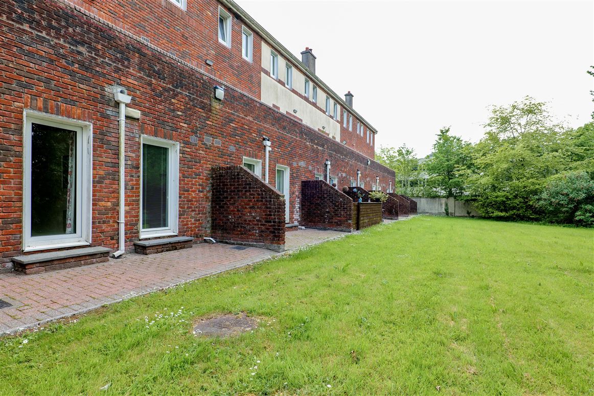 18 Glenmore, College Road, Galway 18 Glenmore, College Road, Galway