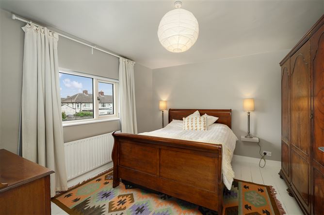 544 Collins Avenue West, Whitehall, Dublin 9