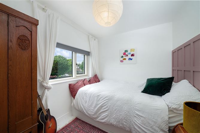 544 Collins Avenue West, Whitehall, Dublin 9