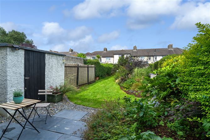 544 Collins Avenue West, Whitehall, Dublin 9