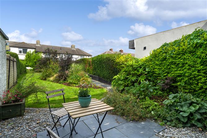544 Collins Avenue West, Whitehall, Dublin 9