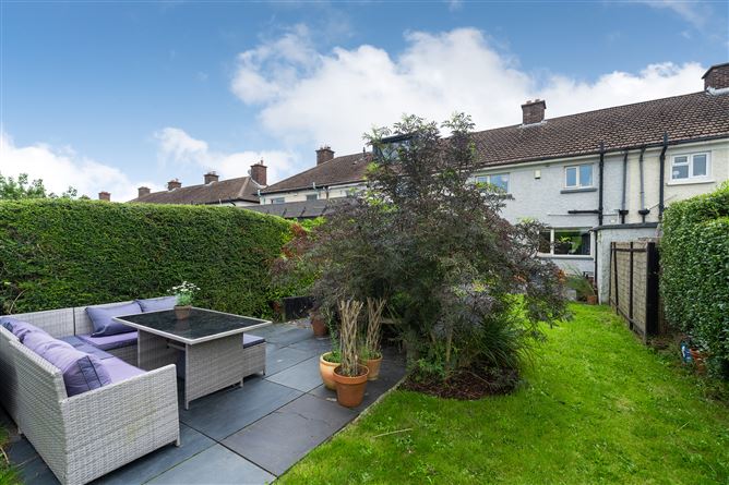 544 Collins Avenue West, Whitehall, Dublin 9