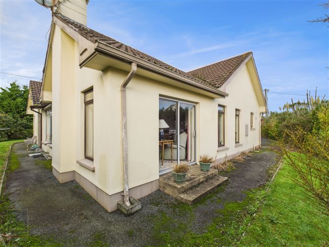 "Lansing", Grange Court, Rosslare Strand, Wexford