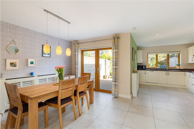 9 Broadfield Lawns, Rathcoole, Dublin