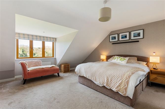 Photo 14 of 29 — 9 Broadfield Lawns, Rathcoole, Dublin