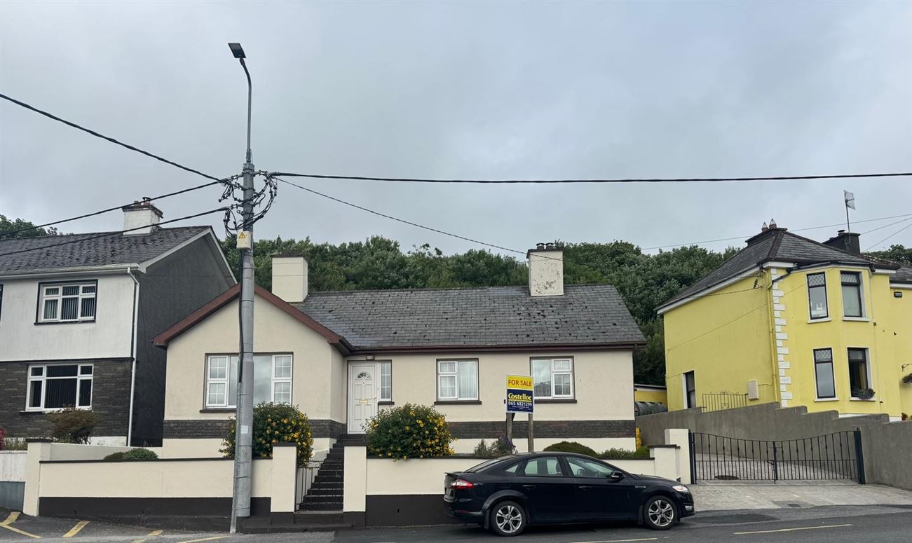 Circular Road, Ennistymon, Clare