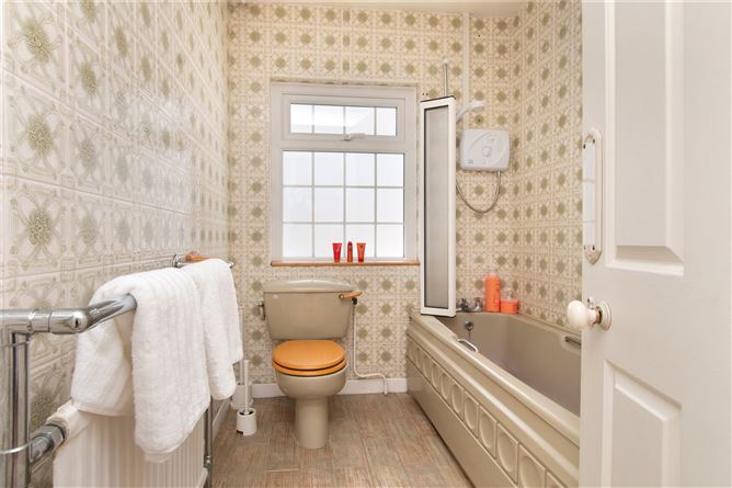 13 Hermitage View, Rathfarnham, Dublin 16
