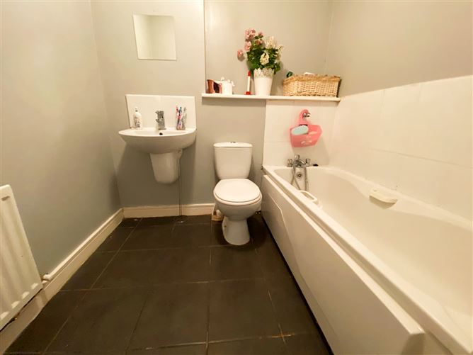 Apt 7, Mayeston Court, Finglas, Dublin 11