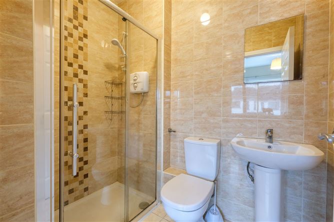 20 Oaklands Court, Ballinalee Road, Longford