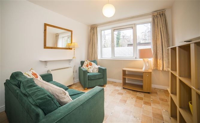 Apartment 3 Deans Court, Christchurch Square, Back Lane, Christchurch, Dublin