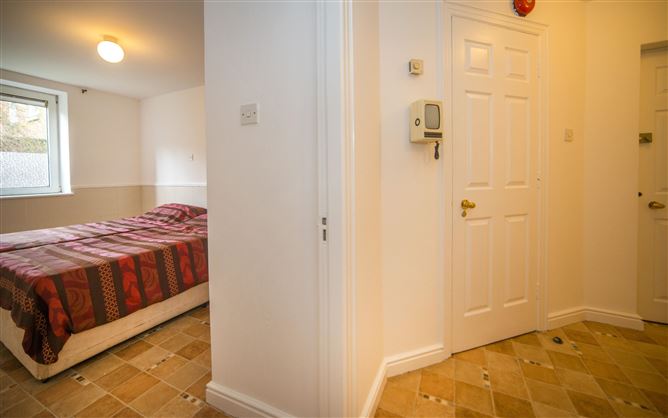 Apartment 3 Deans Court, Christchurch Square, Back Lane, Christchurch, Dublin