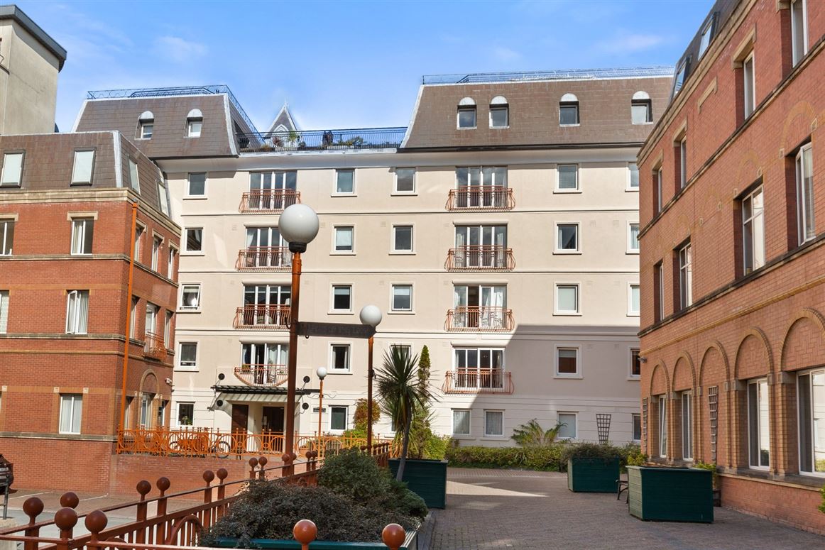 15 Century Court, Georges Street Upper, Dun Laoghaire, Co. Dublin