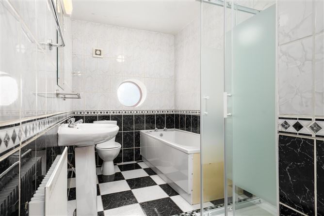 1a Beechwood Lawns, Rathcoole, County Dublin