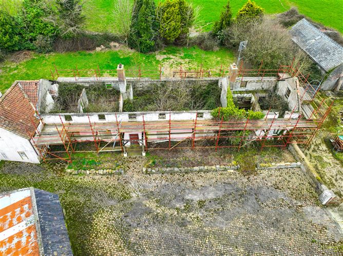 Old Thatch Cottage, Emil, Mooncoin, Co. Kilkenny
