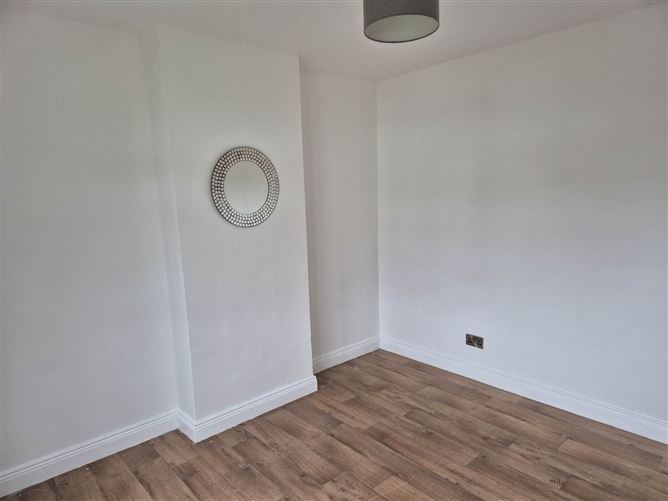 37 Kinvara Drive, Navan Road, Dublin 7