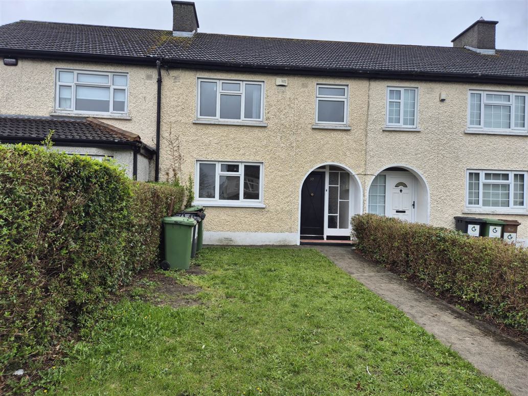 37 Kinvara Drive, Navan Road, Dublin 7