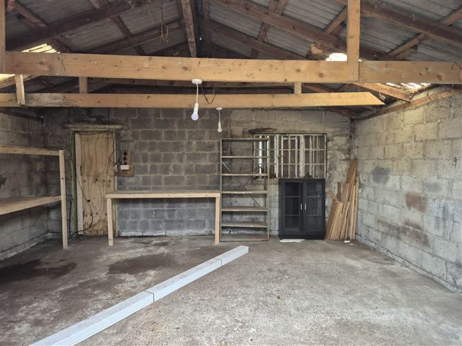 37 Kinvara Drive, Navan Road, Dublin 7