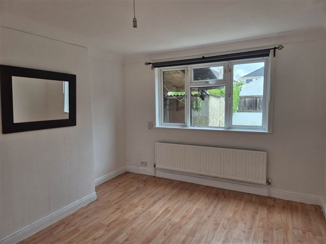 37 Kinvara Drive, Navan Road, Dublin 7