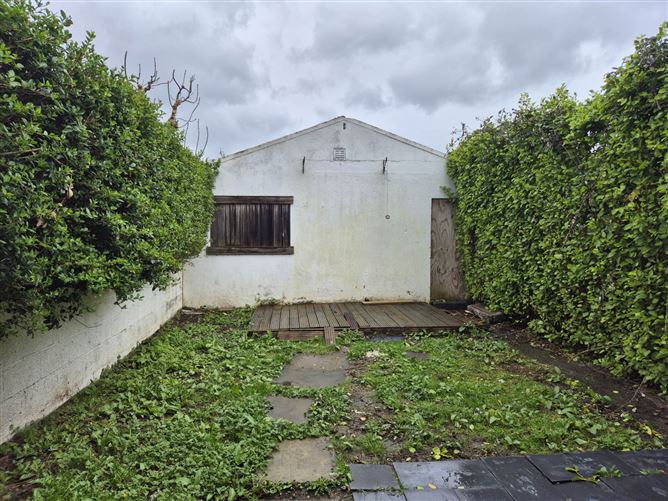 37 Kinvara Drive, Navan Road, Dublin 7