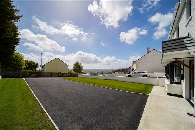 Photo 5 of 54 — 16 Solomons Manor, Letterkenny, Donegal