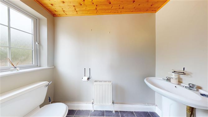 Photo 10 of 22 — Parkannesley, Ballygarrett, Wexford
