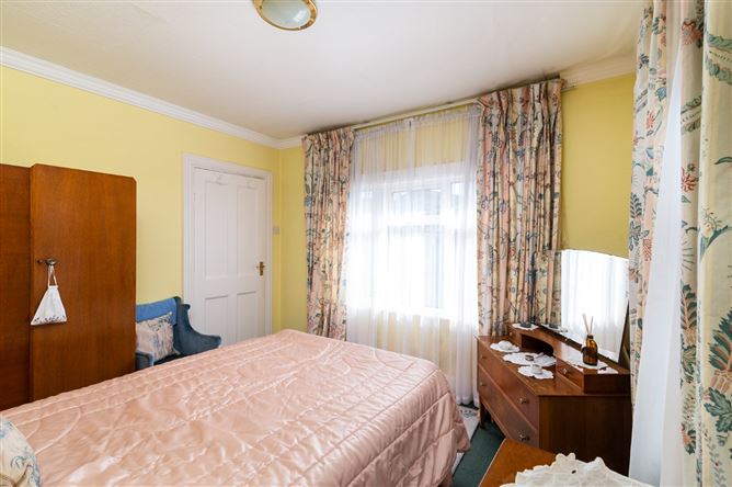 Sacre Coeur, Charleville Road, Tullamore, Co. Offaly