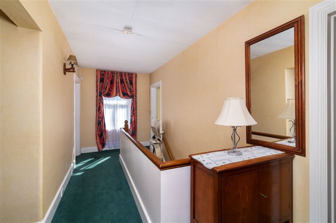 Sacre Coeur, Charleville Road, Tullamore, Co. Offaly