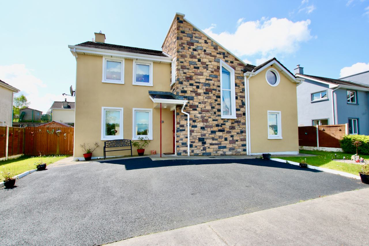 8 Cluain Caonach, Keenagh, Longford Raymond White Auctioneering