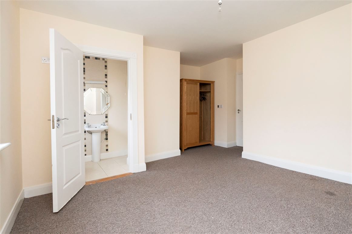 36 Cois Rioga, Caherconlish, Limerick