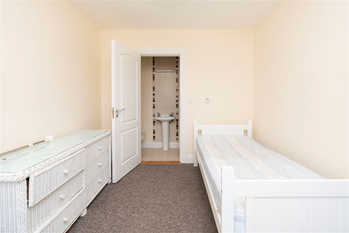 36 Cois Rioga, Caherconlish, Limerick