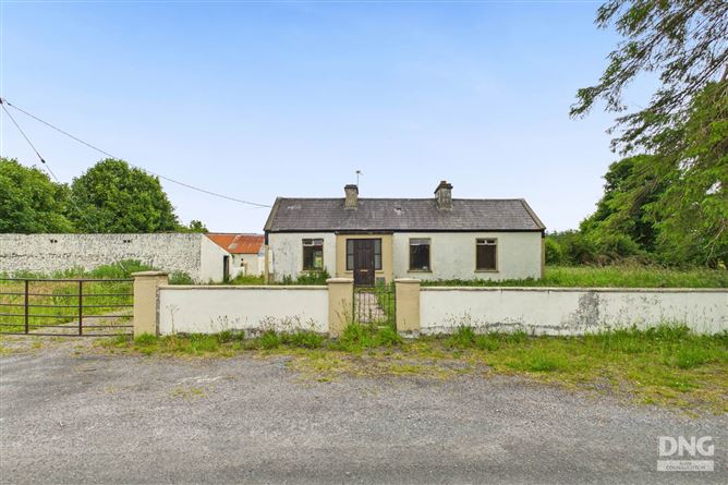 Residence On C. 2.54 Acres, Clooncan, Ballinlough, County Roscommon