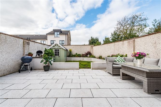 https://photos-a.propertyimages.ie/media/9/4/1/4961149/eaf1ac28-8655-495f-b24c-a3771c48f637_l.jpg