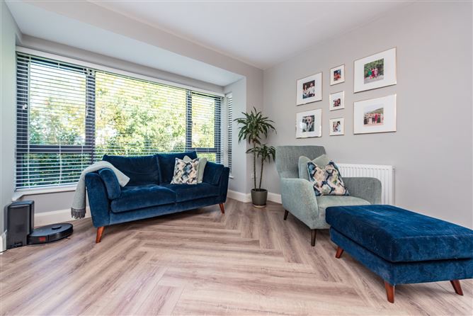 https://photos-a.propertyimages.ie/media/9/4/1/4961149/eaf1ac28-8655-495f-b24c-a3771c48f637_l.jpg