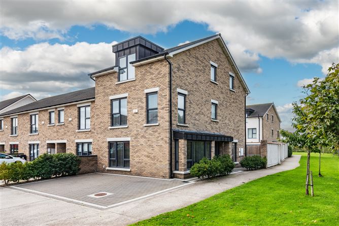 https://photos-a.propertyimages.ie/media/9/4/1/4961149/eaf1ac28-8655-495f-b24c-a3771c48f637_l.jpg