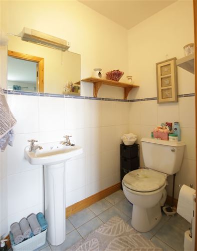 Photo 42 of 44 — 18 Mooreville Estate, Rathdowney, Laois