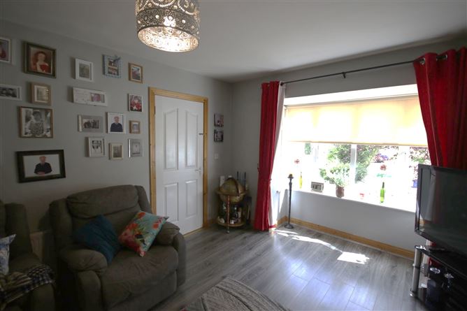 Photo 13 of 44 — 18 Mooreville Estate, Rathdowney, Laois