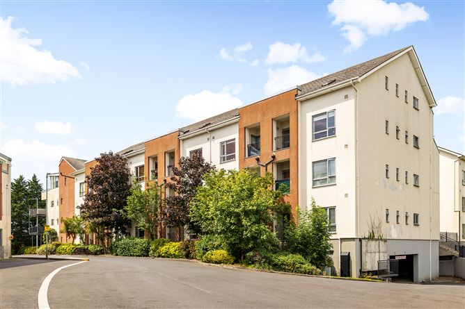 120 Louisa Park , Leixlip, Kildare