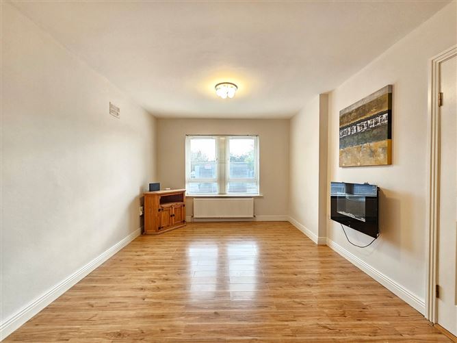 30 Inis Clair, Kildysart Road, Ennis, Co. Clare