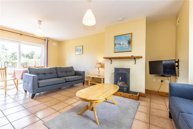 24 Seacliff, Dunmore East, Waterford, Co. Waterford